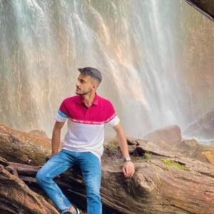 Meet your Posher, Ãñmõl